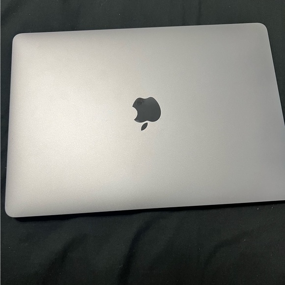 MacBook i13 pro - Picture 3 of 5